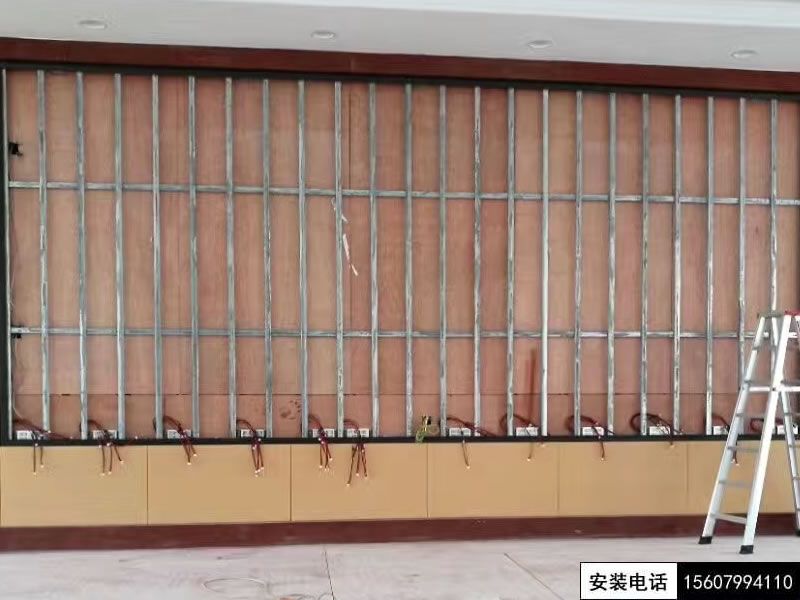 萍鄉(xiāng)上栗孽龍洞游客中心宣傳展廳拼接彩色大屏施工安裝(圖2)
